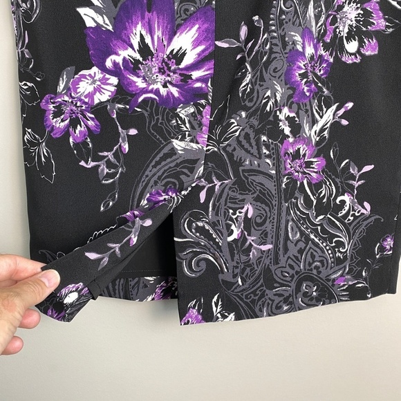 Cleo Women's Black Skirt‎ Purple Floral Print Whimsigoth Size 8 Fairies Mystical - Picture 3 of 11